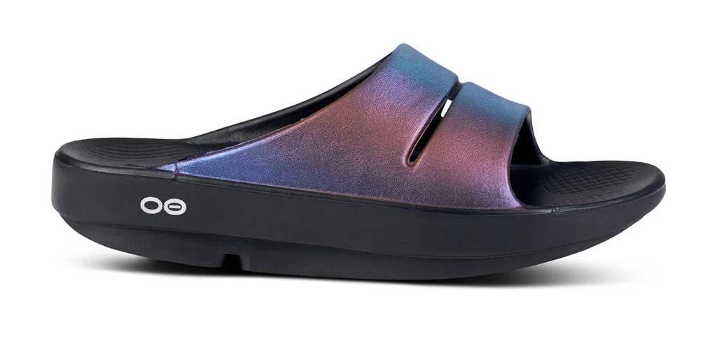 OOFOS OOahh Luxe Slide