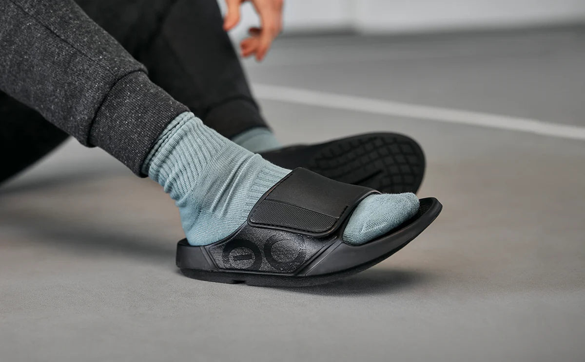 OOFOS OOahh Sport Flex Slide