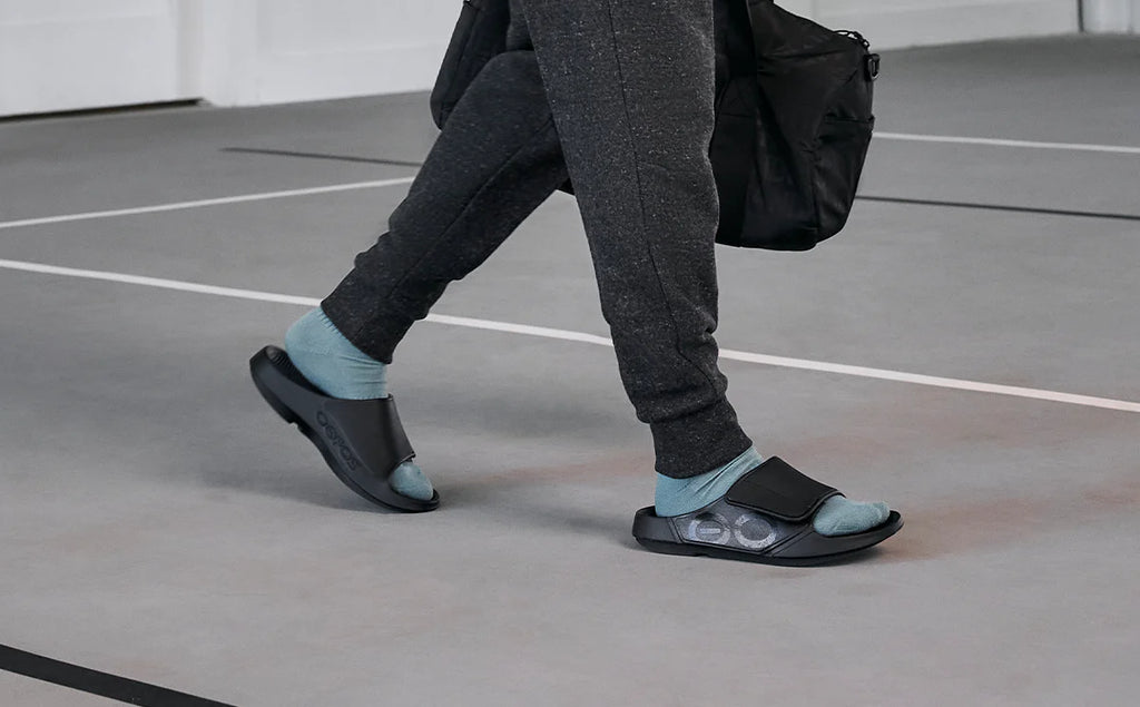 OOFOS OOahh Sport Flex Slide